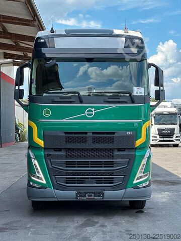 Cap tractor standard VOLVO FH 500 4x2 BL Kompressor Retarder