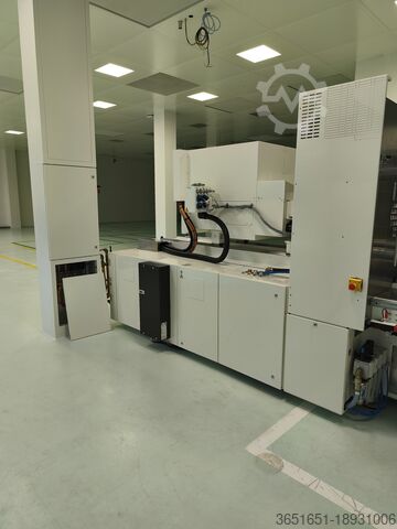 Injection molding machine ENGEL e-motion 310/160T