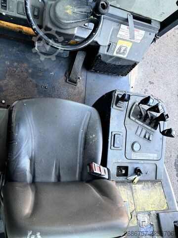 Carrello elevatore Jungheinrich DFG545S