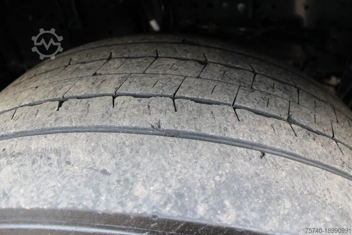 Standard-SZM Iveco S-WAY 460 + LNG + retarder + euro 6