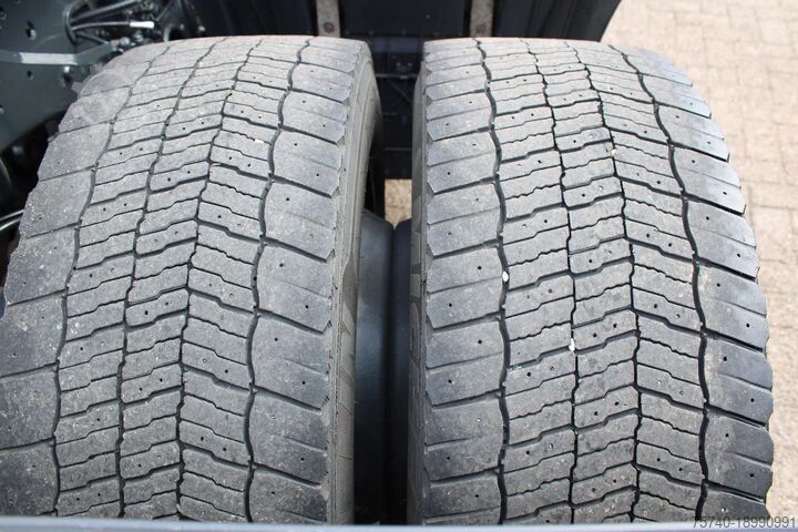Standard-SZM Iveco S-WAY 460 + LNG + retarder + euro 6