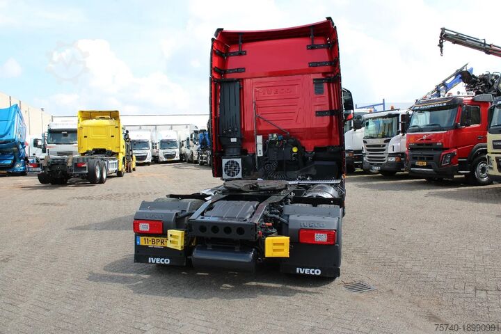 Standard SZM Iveco S-WAY 460 + LNG + retarder + euro 6