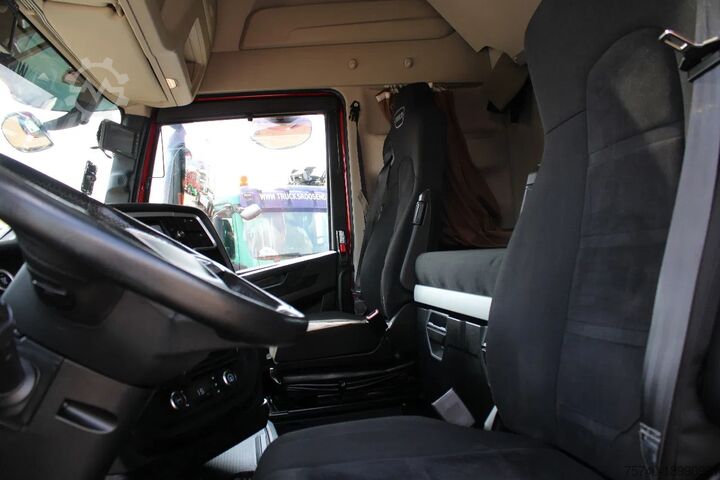 Standard-SZM Iveco S-WAY 460 + LNG + retarder + euro 6