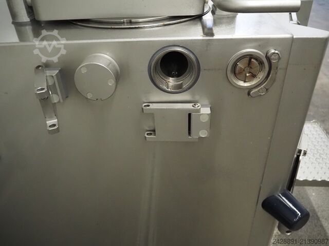 เครื่องบรรจุสูญญากาศสูงพร้อมกรวย Handtmann HVF 658