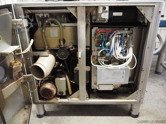 เครื่องบรรจุสูญญากาศสูงพร้อมกรวย Handtmann HVF 658