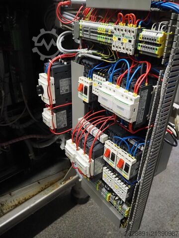 เครื่องบรรจุสูญญากาศสูงพร้อมกรวย Handtmann HVF 658