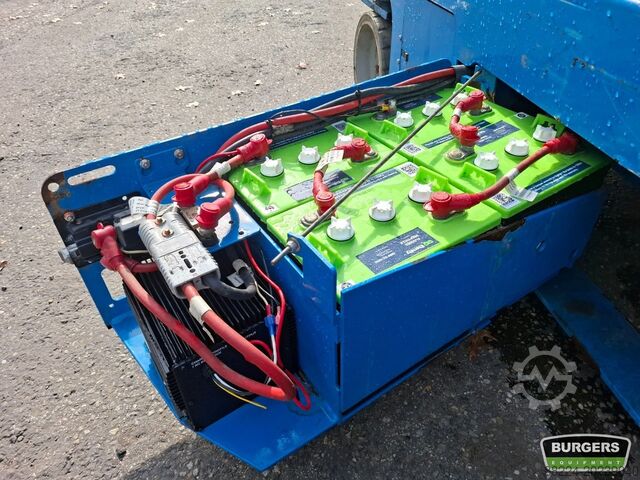 Sakseløft Genie GS3246 Nieuwe accus + lader