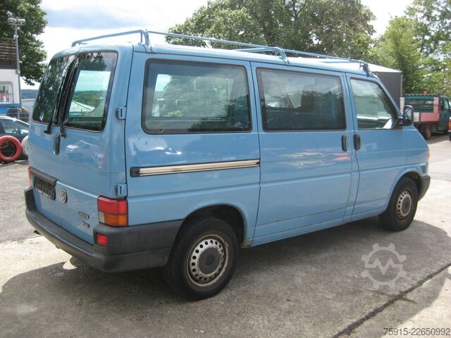 Minibús VW T4 2,5 TDI Flügeltüren Dachträger ex9-Sitzer TÜV