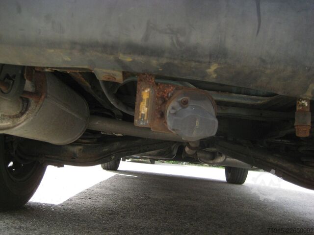 Minibús VW T4 2,5 TDI Flügeltüren Dachträger ex9-Sitzer TÜV