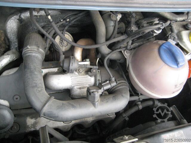 Minibús VW T4 2,5 TDI Flügeltüren Dachträger ex9-Sitzer TÜV