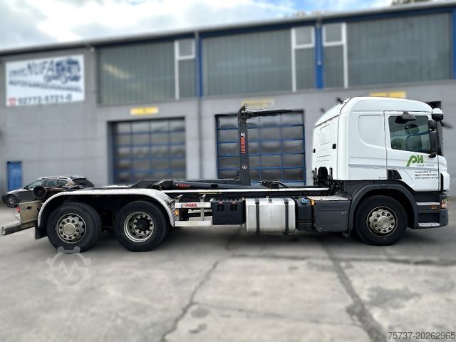 Kampós konténerszállító teherautó SCANIA P.450