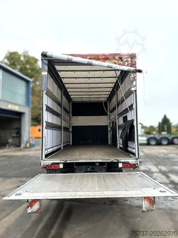 Dodávka s plachtovou bočnicou MERCEDES-BENZ 818 L Atego