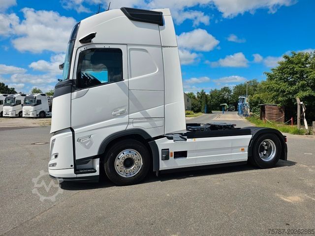 Unit traktor standar VOLVO Volvo 460 neues Modell, full Option, 2 Kreis Hyd