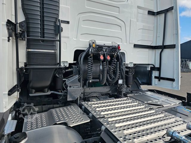 Unit traktor standar VOLVO Volvo 460 neues Modell, full Option, 2 Kreis Hyd