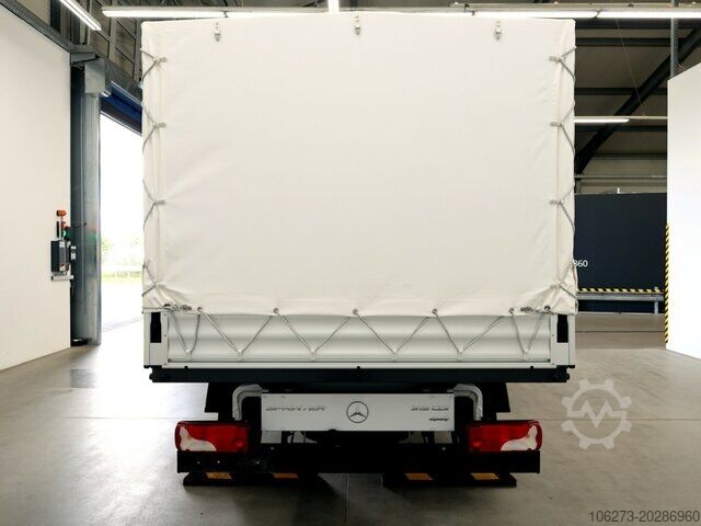 Gardinsidet varebil Mercedes-Benz Sprinter 319CDI DOKA,Allrad,Automatik,LED