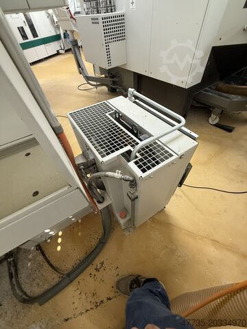 5-Achsen-Bearbeitungszentrum HERMLE C 30 U