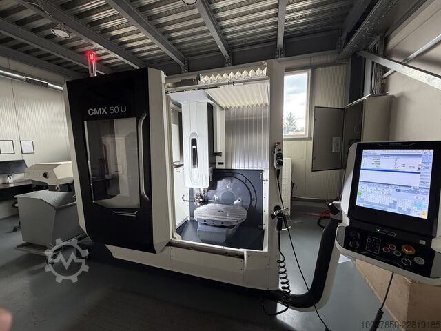 Centro de mecanizado universal de 5 ejes CMX 50 U DMG MORI CMX 50 U-Universal milling center 5 axis