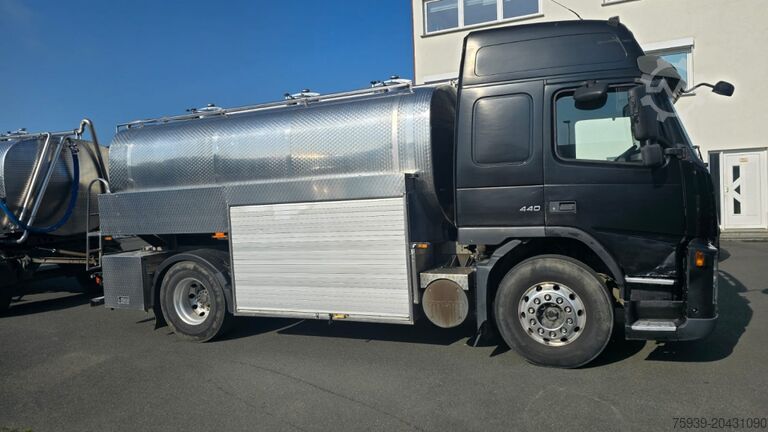 Autocisternă Volvo FM 440 4x2