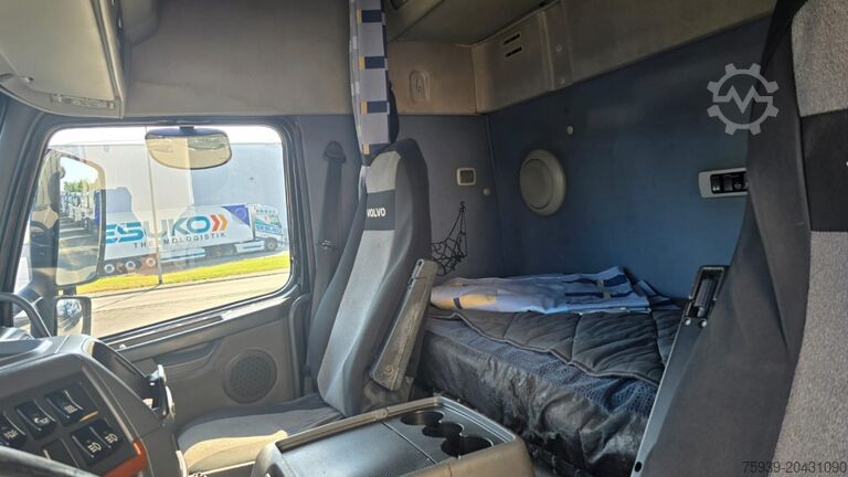 Autocisternă Volvo FM 440 4x2