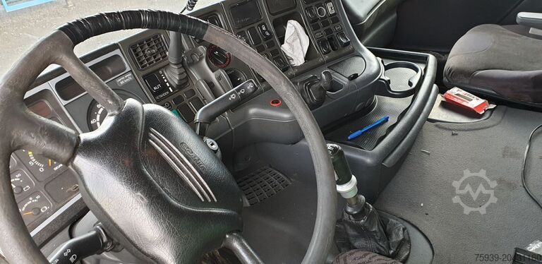 Chassi de caminhão Scania 114L 340 LB6x2  Unfallschaden