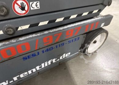 Working platform (scissor lift) Skyjack SJ III 4740 Elektro 13,80 m