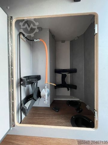 Autocaravana PÖSSL Summit Shine 600 R L*180Ps Automatik