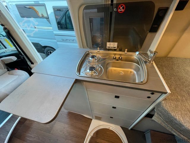 Autocaravana PÖSSL Summit Shine 600 R L*180Ps Automatik