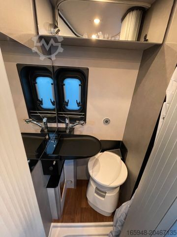 Autocaravana PÖSSL Summit Shine 600 R L*180Ps Automatik