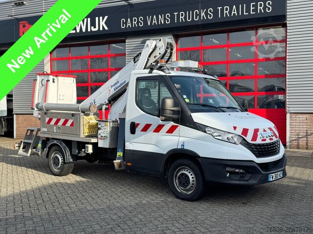 Lift Iveco Daily 35S14 Werkhoogte 14 mtr, 221 draaiuren 18...