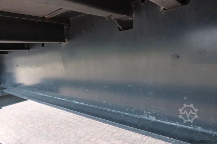 Curtain sided Kögel SN 24 Schuifzeil, Schuifdak, lift as, stuur-as,...