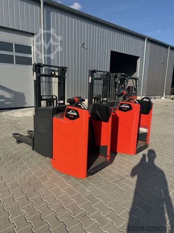 Hochhubwagen Linde D10 FP