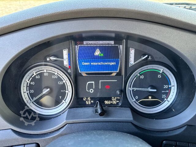 Farliga ämnen DAF XF 440 SC 4X2 2017 ADR EX/II EX/III AT FL OX