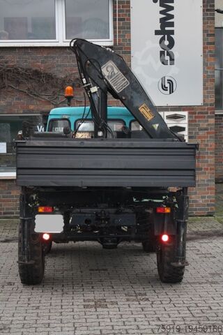 Unimog Mercedes-Benz UNIMOG 900 mit Kran HIAB 650