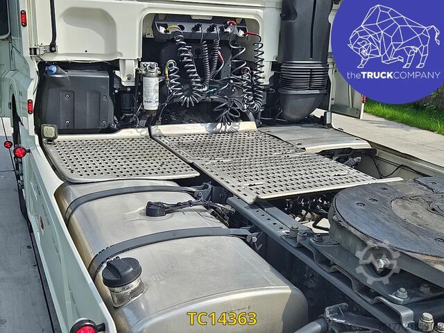 Padrão-SZM DAF XF 105 530