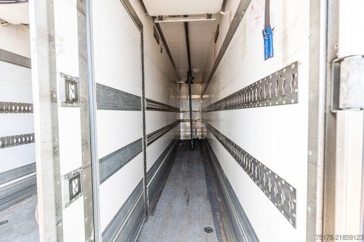 Transporte refrigerado/congelado RENAULT MIDLUM 220 DXI +TK T1000 R MT+DHOLLANDIA