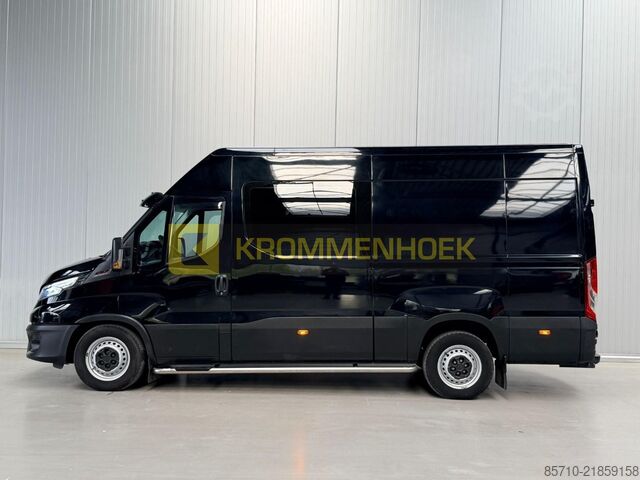 Delivery van Iveco 35 S 18 Mobiele werkplaats