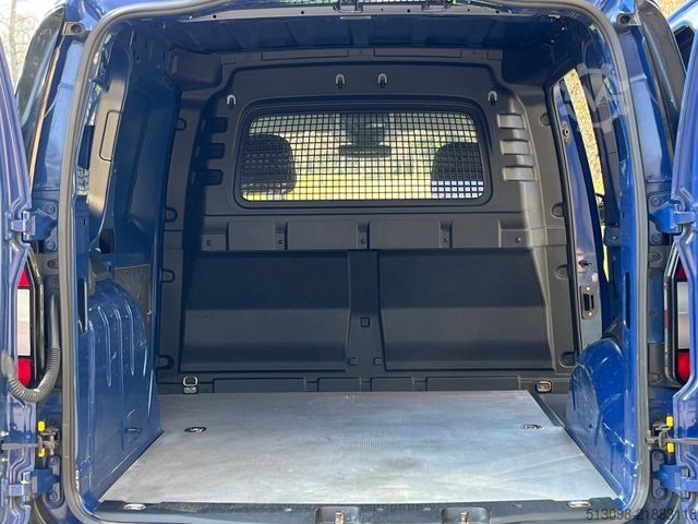 Furgoneta VOLKSWAGEN CADDY 1.5 TSI NAVI KLIMA SHZ PDC VORNE + HINTEN