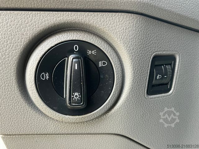 小型客车 VOLKSWAGEN CRAFTER 2.0TDI 8 SITZE TEMPOMAT KLIMA AHK 1.HAND