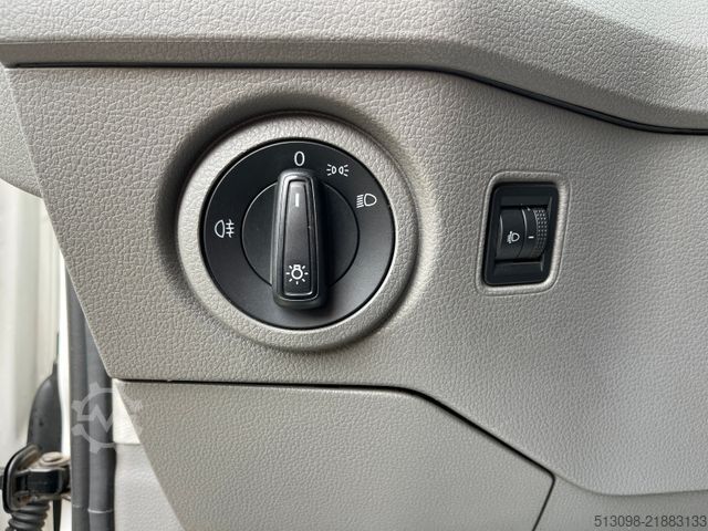 Furgoneta pick-up VOLKSWAGEN CRAFTER 4 MOTION PRITSCHE DoKa 3500KG-AHK AUT.