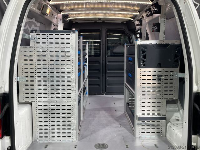 Furgoneta VOLKSWAGEN CADDY MAXI REGALS. TEMP. 4X4 MOTION DACHT. KLIMA