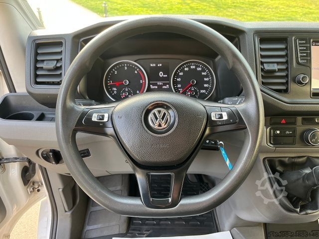 Furgoneta VOLKSWAGEN CRAFTER 2,0 TDI KASTEN MASSAGE NAVI KLIMA PDC