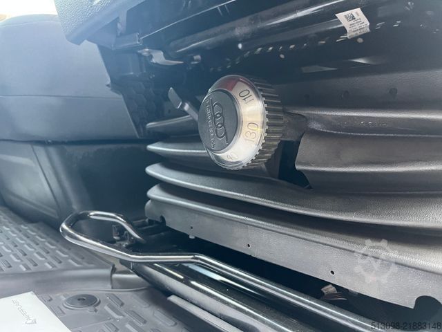 Furgoneta VOLKSWAGEN CRAFTER 2,0 TDI KASTEN MASSAGE NAVI KLIMA PDC
