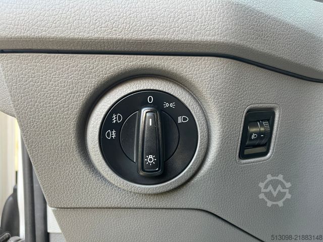 Furgoneta VOLKSWAGEN CRAFTER 2,0 TDI KASTEN MASSAGE NAVI KLIMA PDC