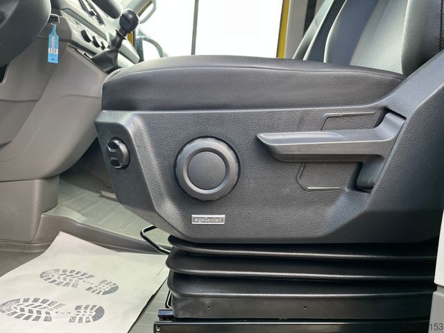 小型客车 VOLKSWAGEN CRAFTER 2.0TDI 8 SITZER TEMP. KLIMA AHK 1.HAND
