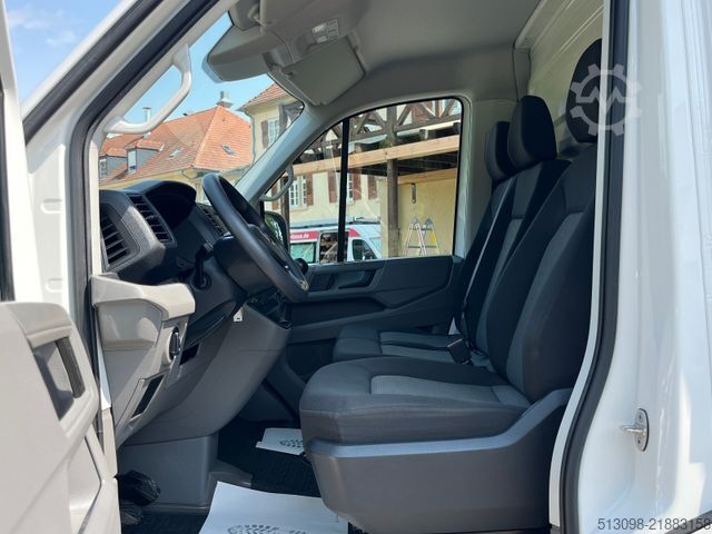 Furgoneta caja VOLKSWAGEN CRAFTER KOFFER MIT PORTALTÜREN KAMERA KLIMA