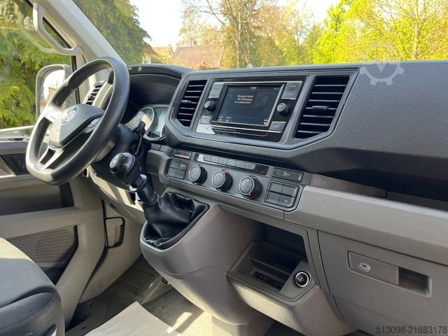Furgoneta caja VOLKSWAGEN CRAFTER 2.0TDI XXXL KOFFER RAMPE KAMERA 177 PS