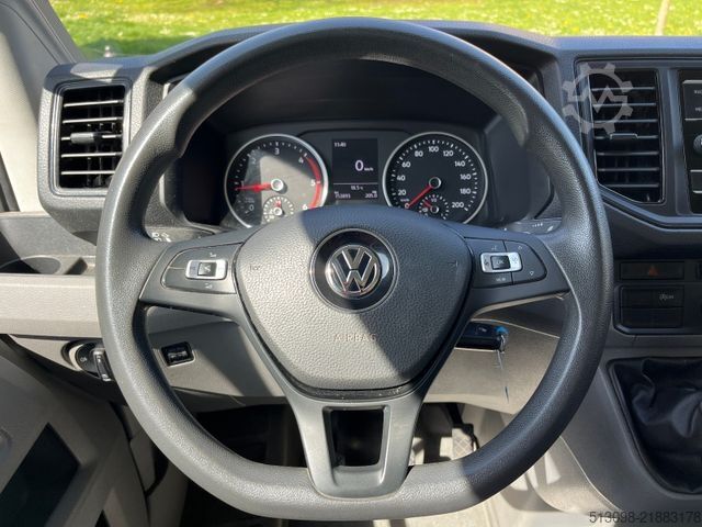 Furgoneta caja VOLKSWAGEN CRAFTER 2.0TDI XXXL KOFFER RAMPE KAMERA 177 PS
