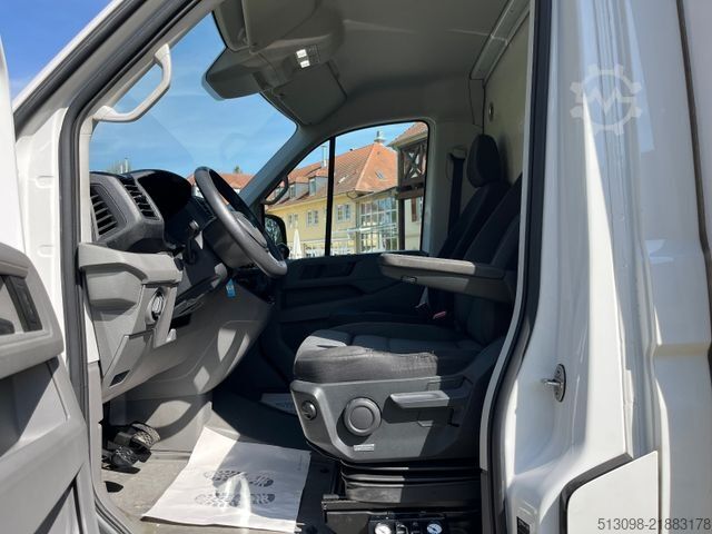 Furgoneta caja VOLKSWAGEN CRAFTER 2.0TDI XXXL KOFFER RAMPE KAMERA 177 PS