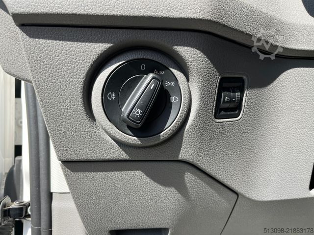 Furgoneta caja VOLKSWAGEN CRAFTER 2.0TDI XXXL KOFFER RAMPE KAMERA 177 PS