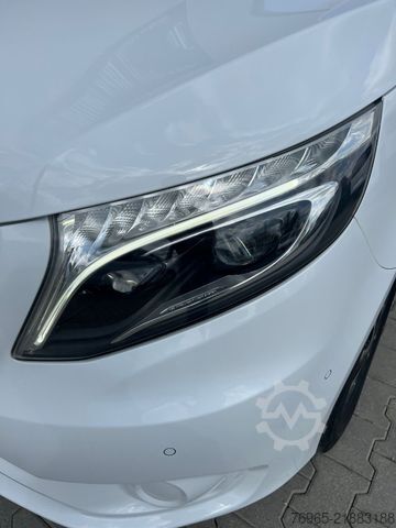 Caravana/autocaravana MERCEDES-BENZ V 220 CDI LANG MARCO POLO TISCH-PAKET NAVI AHK